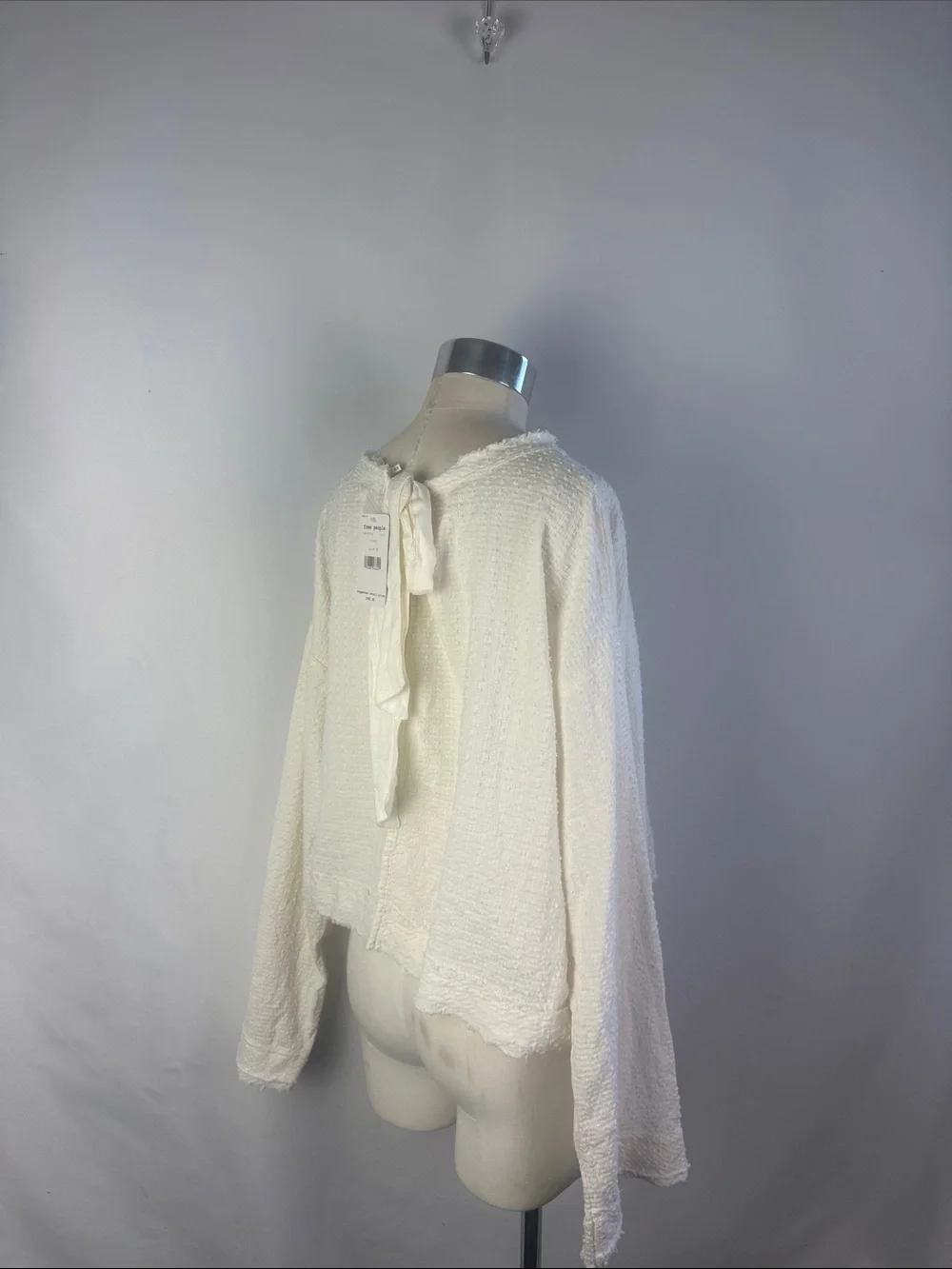 FREE PEOPLE WHITE TEXTURE TIE NECK TOP